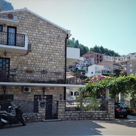 Vila Teodora Ilha Ilha Sveti Stefan Exterior foto